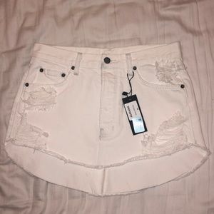 Carmar white denim skirt
